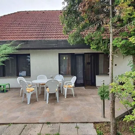 Сasa de vacaciones In - Balaton 43129 *