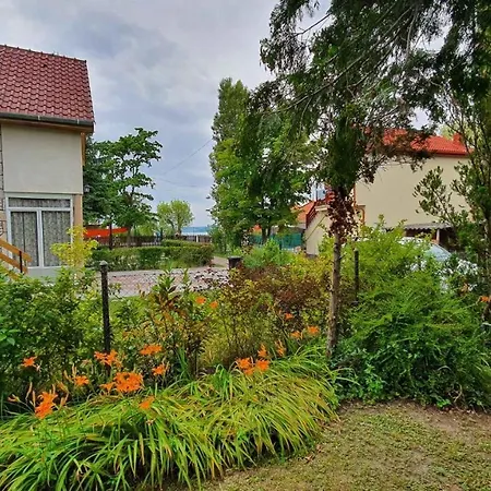 In - Balaton 43129 Сasa de vacaciones Szántód