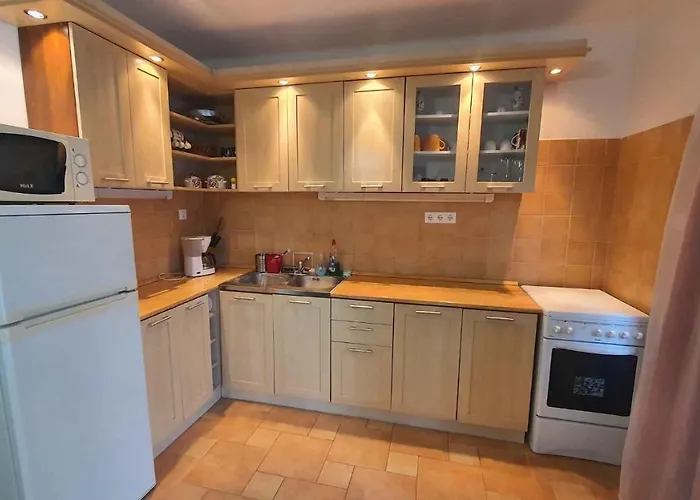 In - Balaton 43129 *