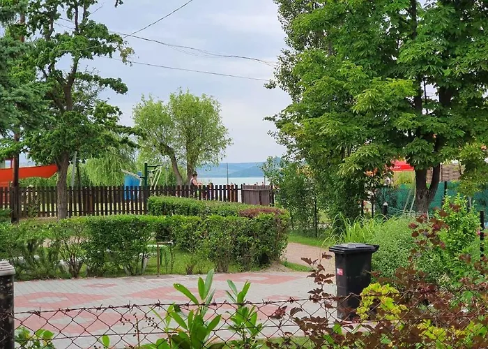 Vakantiehuis In - Balaton 43129 Szántód