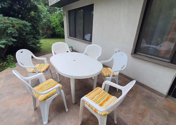 In - Balaton 43129 * Szántód